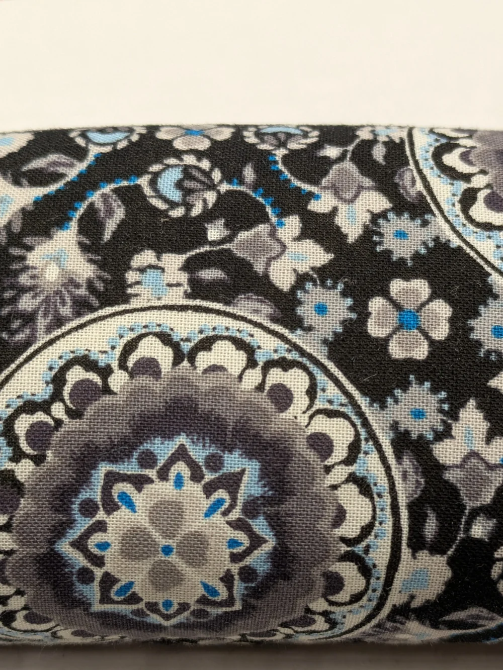 Black and Blue Medallion Hard Case For Glasses Vera Bradley
